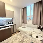 V Srdci Ružinova Appartamento Bratislava